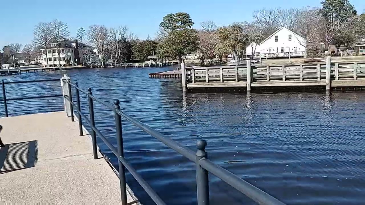 A glimpse of Edenton, NC watetfront