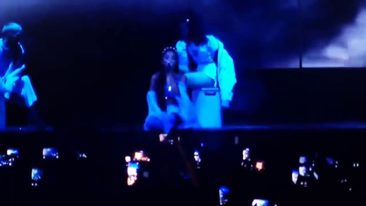 Ariana Grande Performing Live At #Coachella,#Arichella ❤️, California #