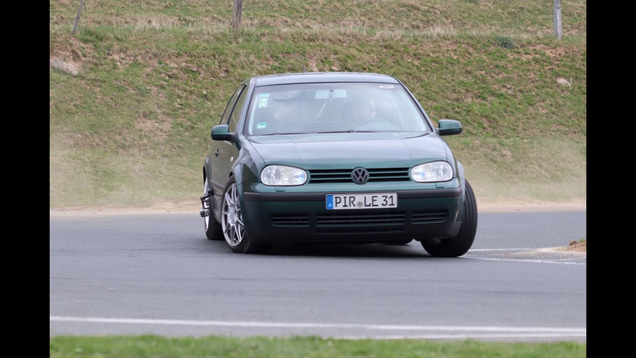 Carzone Trackday 7.0 - VW Golf 4 1.9TDI - Turn 2/3