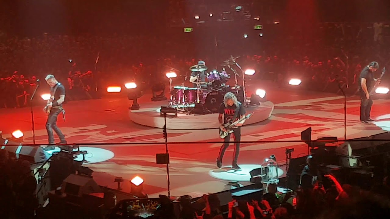 Metallica - For Whom The Bell Tolls (Live 12/02/2018 Bologna)
