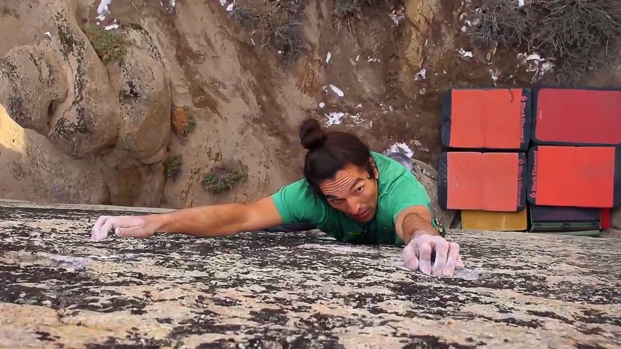Lonnie Kauk Goes All In on 'Too Big to Flail' in the Buttermilks | Standard Definition, Ep. 2