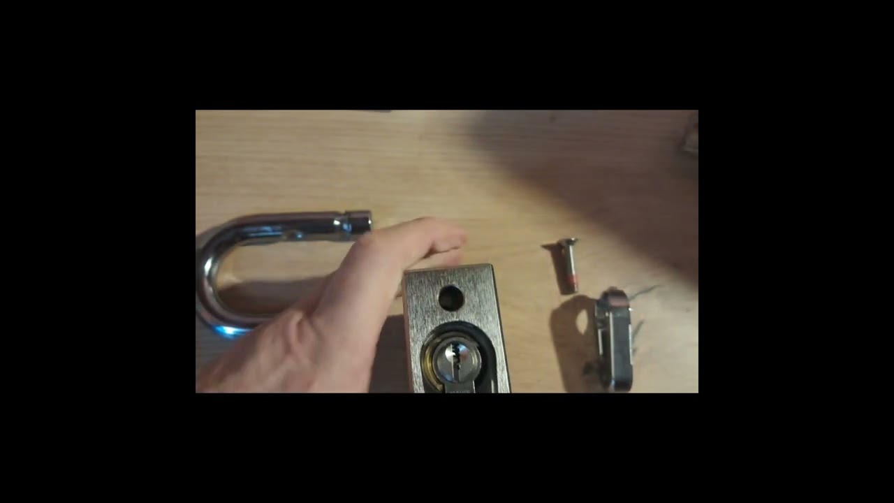 How To Install The Cylinder Lock In The Padlock ANCHOR LÅS 590-6