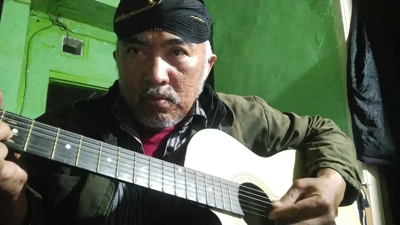 Semiotik KU TAK BISA yang indah