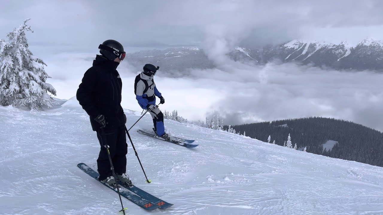 SKI THE SOUTH BOWL AT REVELSTOKE