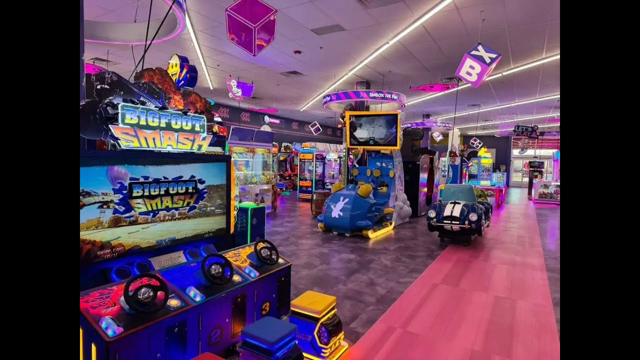В Броктоне, штат Массачусетс, открылся новый детский игровой зал: The Toy Box Playzone.