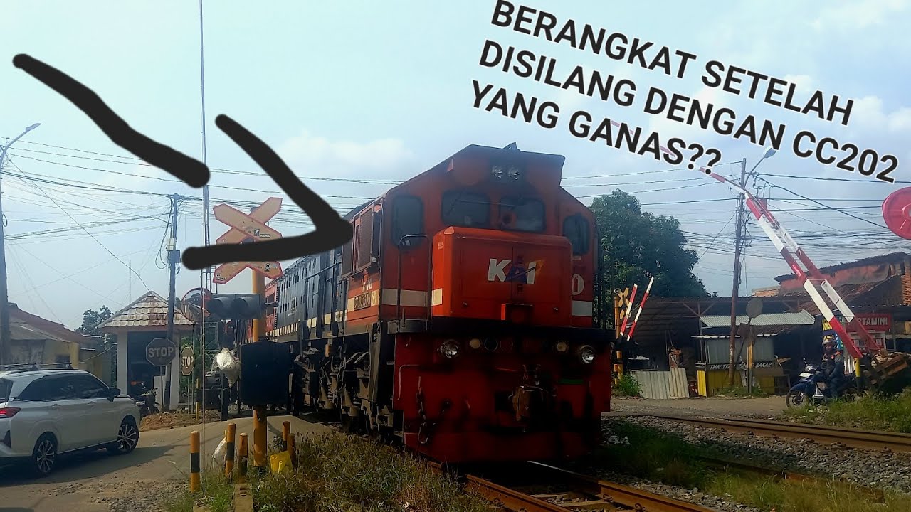 BERANGKAT DARI STASIUN LABUHAN RATU (LAR) SETELAH DISILANG#keretaapi #fasttrainindonesia #cc205