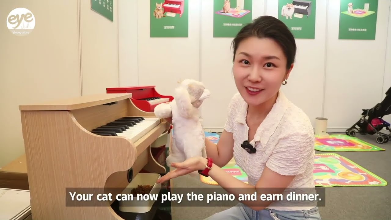 Would you give your pet a phone? 🐱📱 Smart gadgets steals the show at Pet Fair Asia 2025