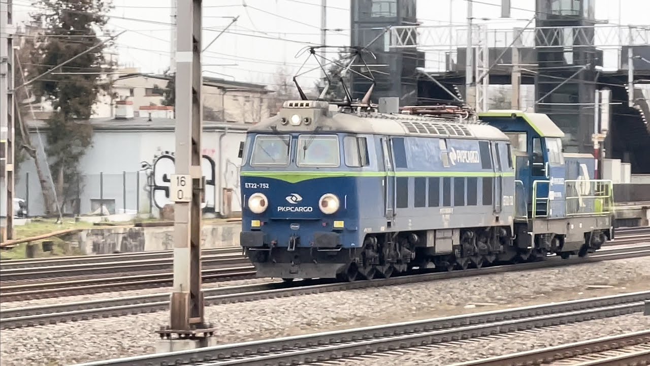 Siłacze na torach elektrowóz ET22-752 & lokomotywa spalinowa SM42-1260 6Dg PKP CARGO Gdynia Orłowo