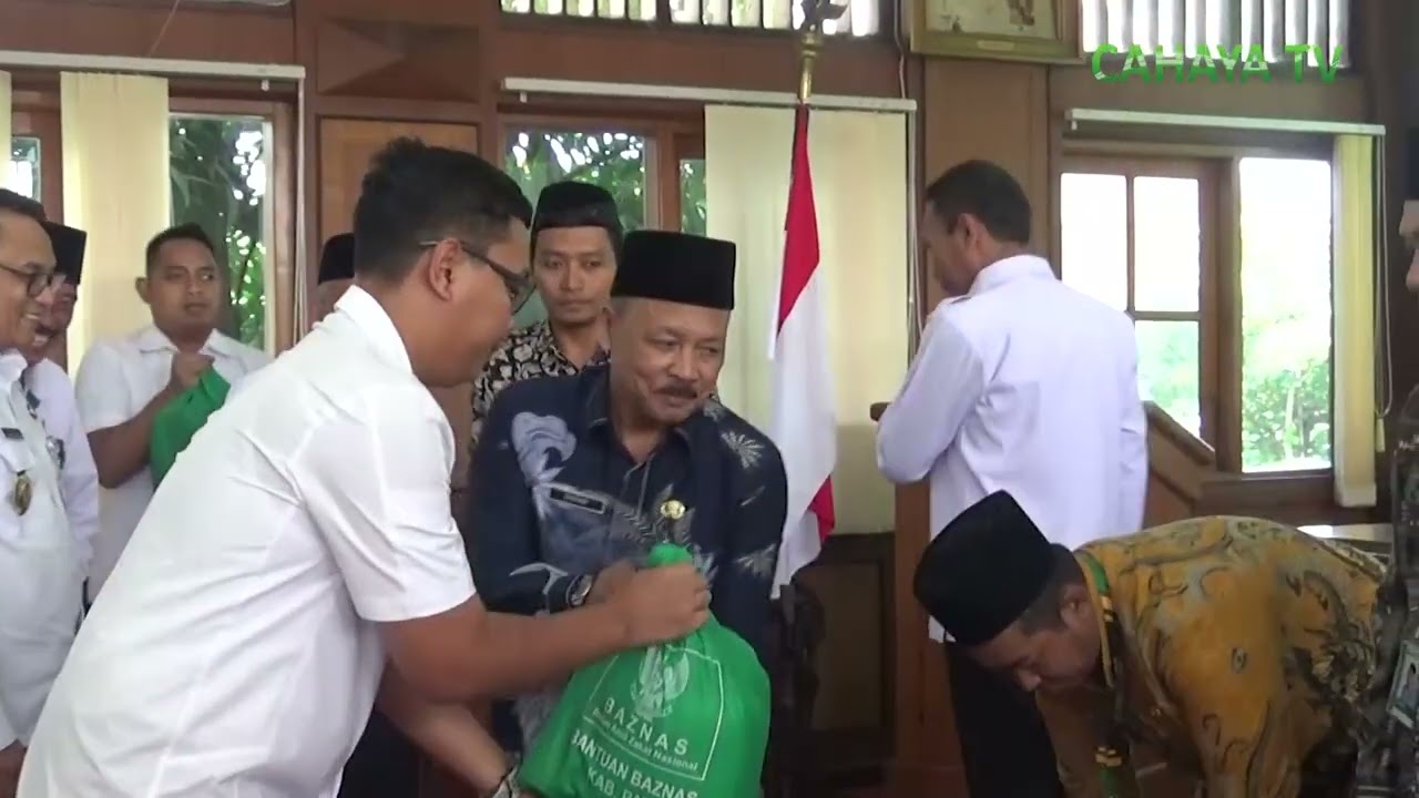 Ribuan Anak Yatim Di Pati Terima Santunan, Plt Bupati Apresiasi, Semoga Berkah Barokah