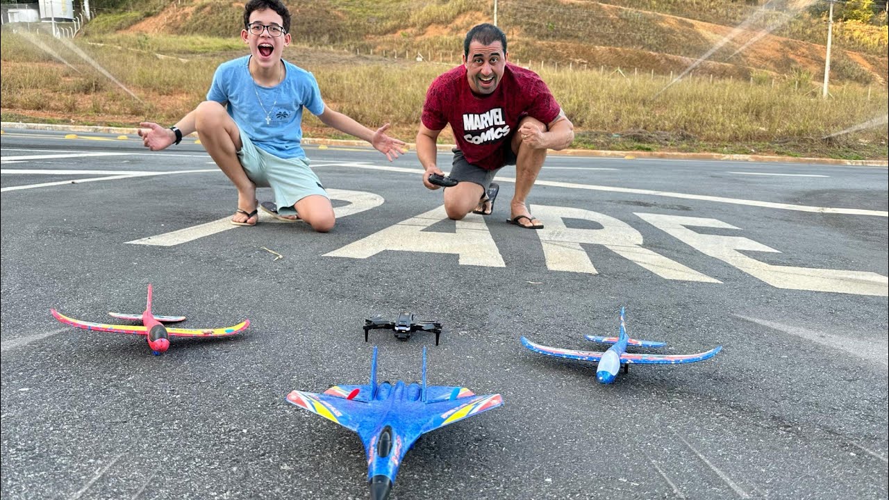 QUEM FIZER O AVIÃO VOAR MAIS LONGE VENCE!