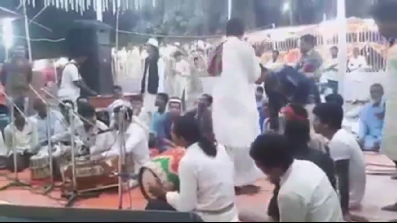ডালেতে লরি চরি বইও চাতকীর ময়নারে গাইলে বৈরাগীর গীত গাইও