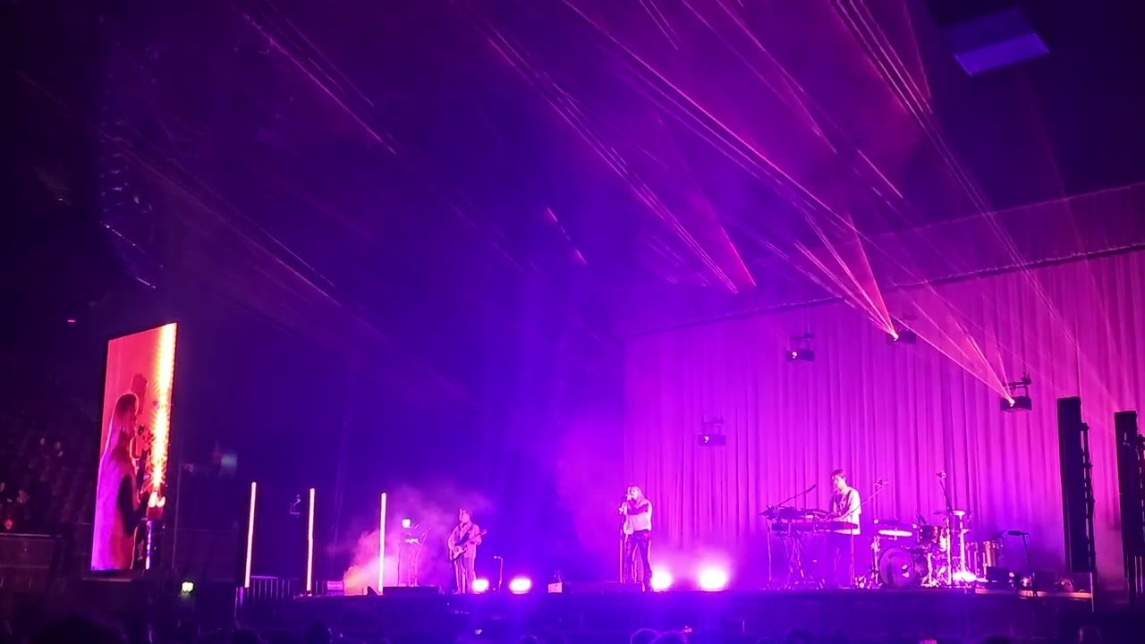 Strong- London Grammar Live in Amsterdam, 2024