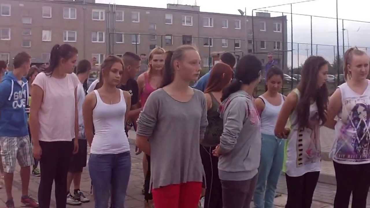GOŚCINO ZS.IM.M.RATAJA -PIERWSZAKI JUŻ MASZERUJĄ
