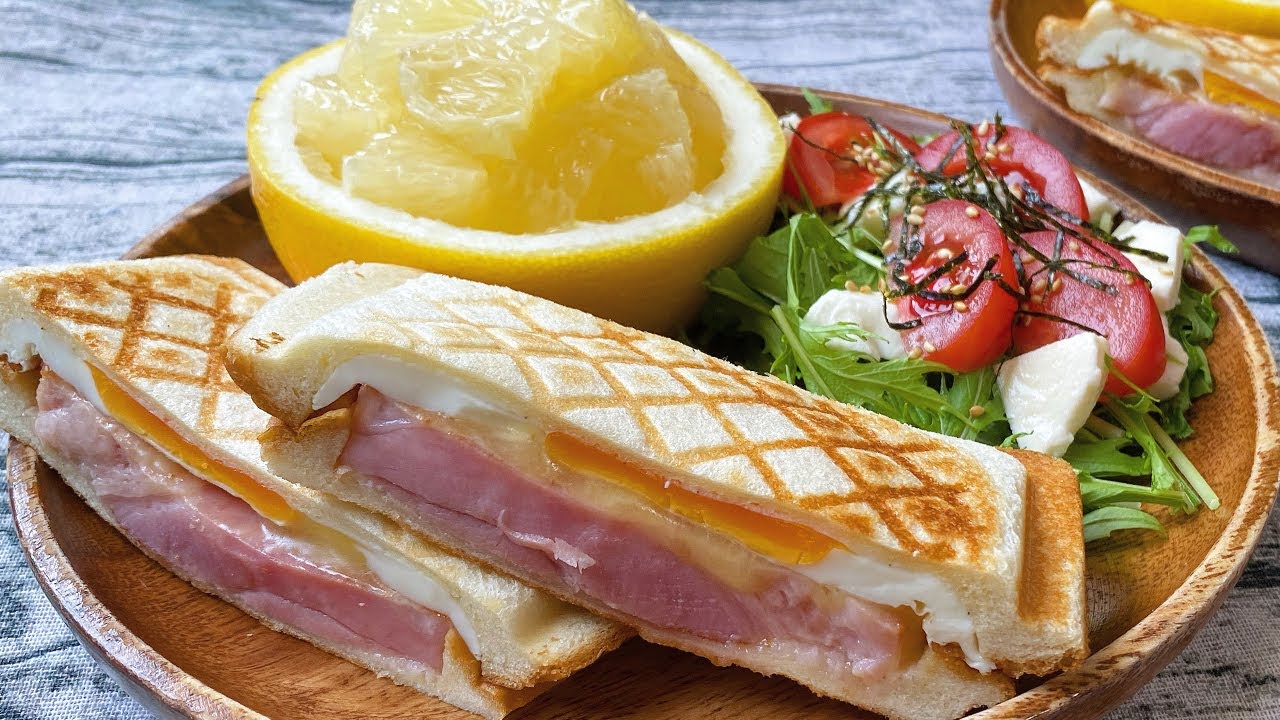妻と娘にモテたい男が作る朝ごはん【ホットサンドとグレープフルーツ】