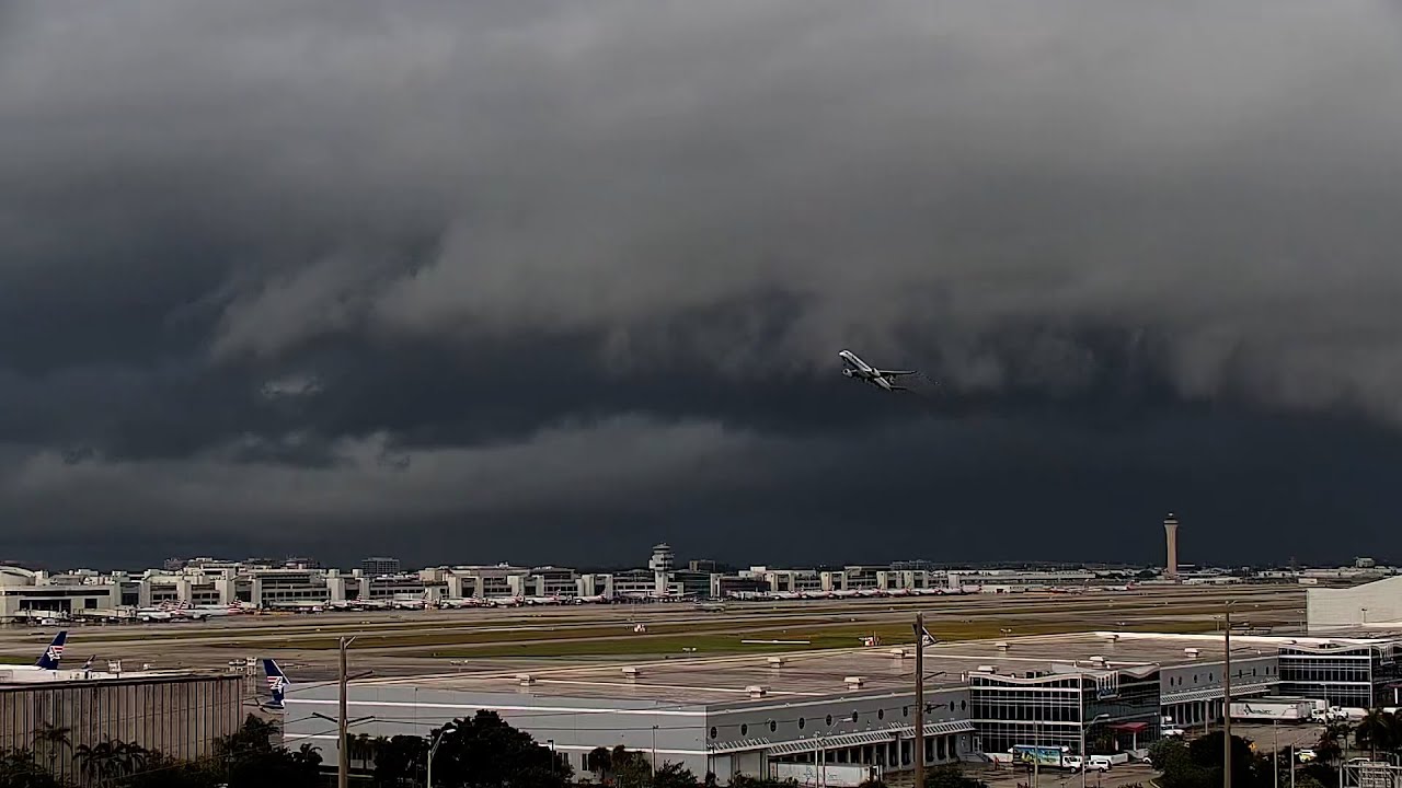 Miami International Airport As Severe Thunderstorm Approaches - 7/28/23