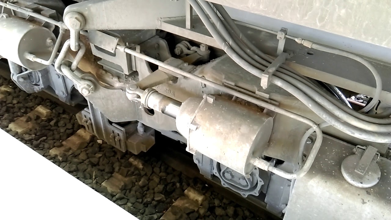 TCDD DE33000 Lokomotif, R&ouml;lanti Sesi, Muhteşem Dizel Sesi
