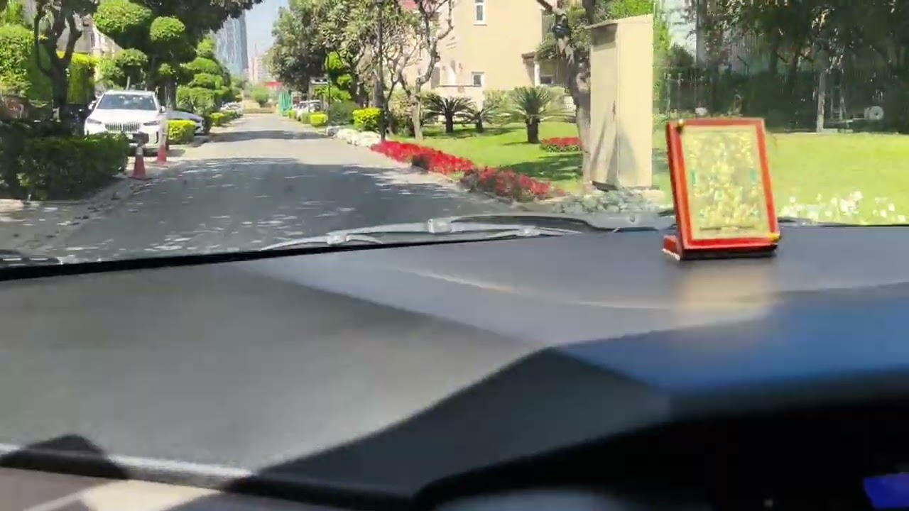 ये बहुत सुंदर अपार्टमेंट हैं 🏠 विदेश को भी फाइल कर रहा हैं ✈️