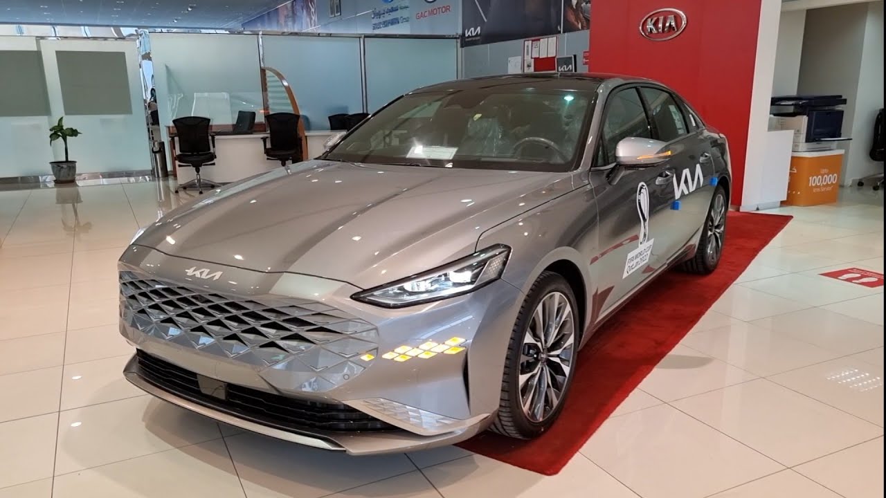 وصول كيا k8 الجديدة 2022 الى صالات عرض سعود بهوان فخامة ومواصفات رهيبه Kia