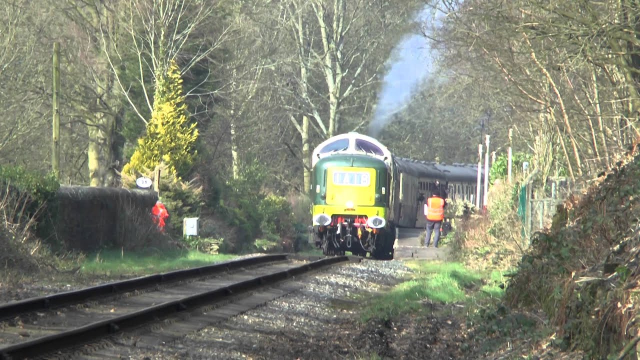 DELTIC D9009 ALICYDON Thrash up Summerseat Bank