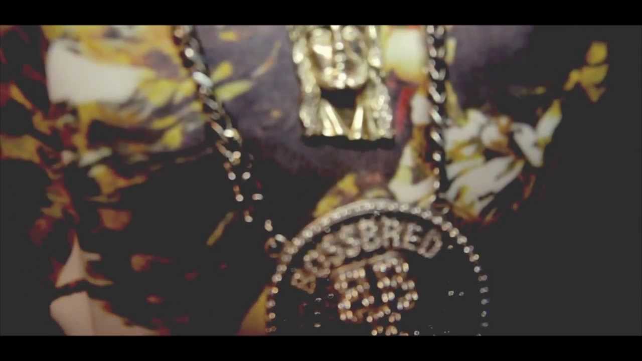 Bossbred Reaf. Sireswag. (Bout this )Shot by Director Gambino