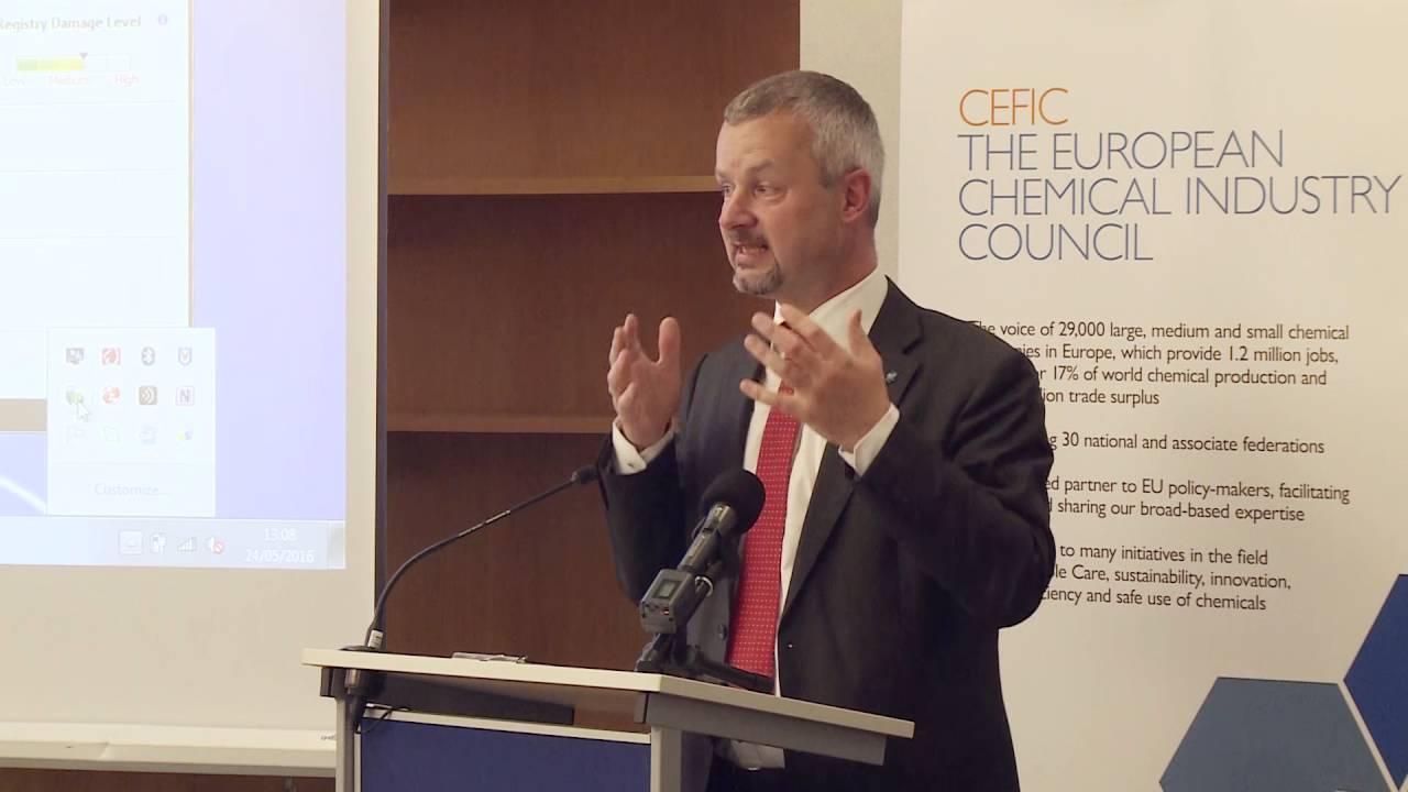 Cefic hosts Mission Innovation debate on &lsquo;The Path to a Low Carbon Economy&rdquo; | Marco Mensink