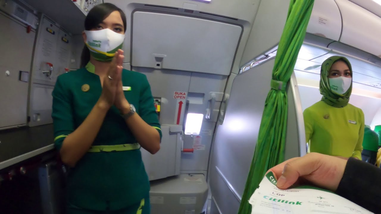 DARI LOMBOK KE SURABAYA NAIK PESAWAT CITILINK pramugarix cantik banget