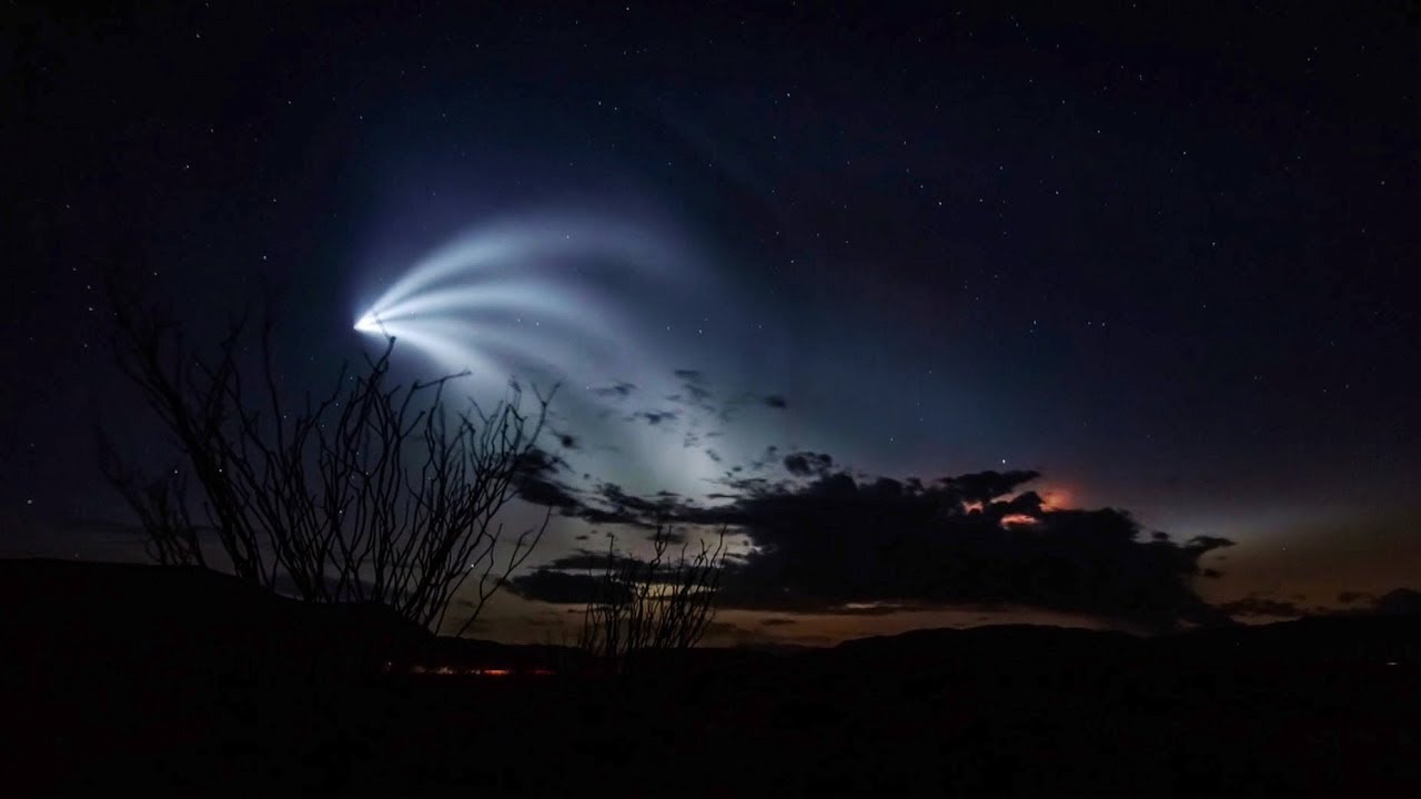 Time lapse video: Elon Musk's SpaceX rocket lights up California sky