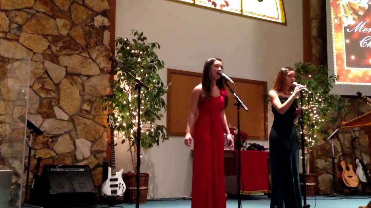 Hallelujah by Leonard Cohen. Duet with Dalena Ha and Trinh Le.  Aloha baptist church 12/22/2013
