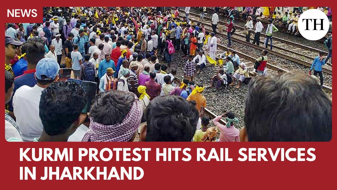 Блокада железной дороги в Джаркханде: поезда отменены, пассажиры застряли