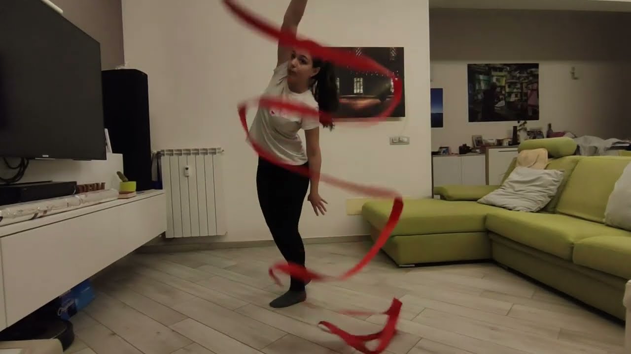 MANEGGIO NASTRO GINNASTICA RITMICA