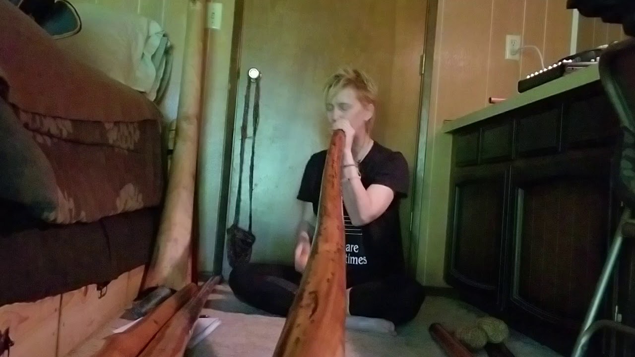 Didgeridoo Session: Playing a Super Fun Rhythm