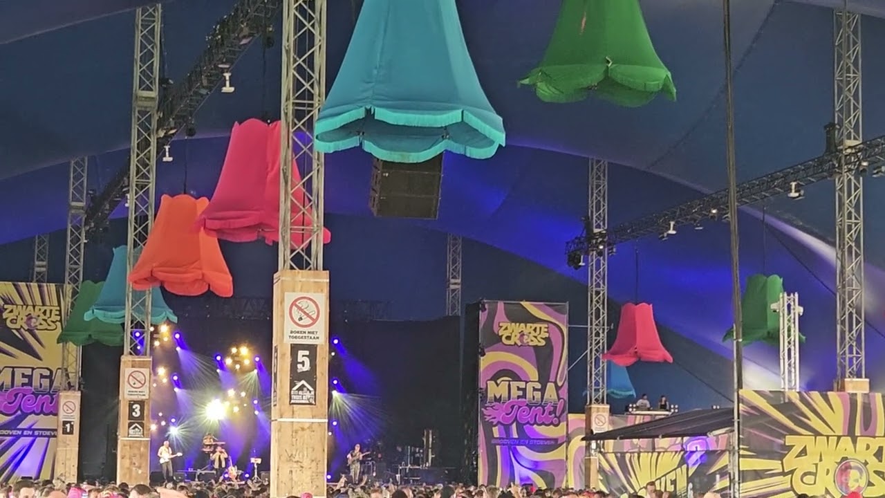 Zwarte Cross mega Tent 2025