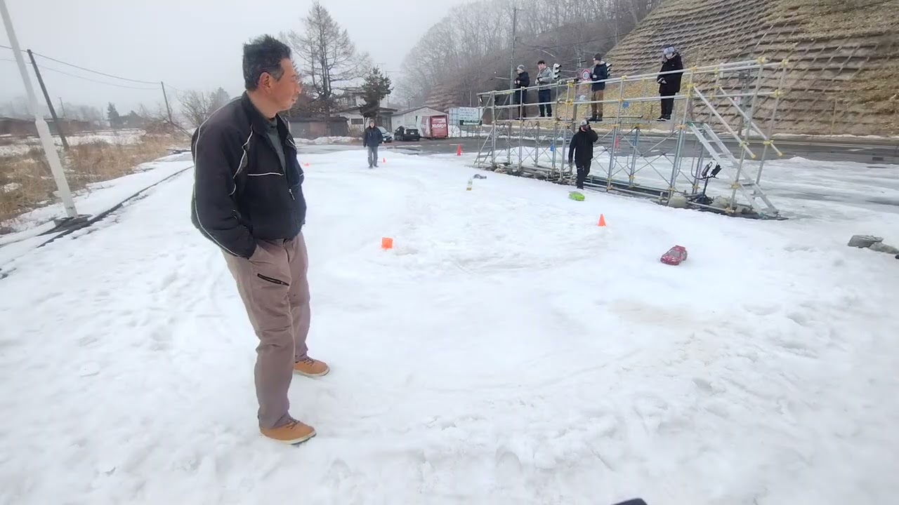 R82.15 雪上なんでもレース 決勝① くしろベース