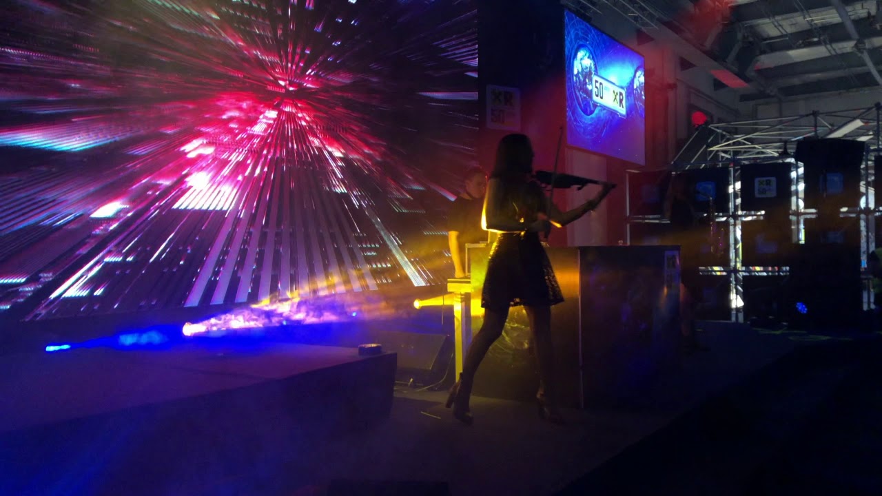 Mia Nova - Electric Violin Live with DJ / Sax / House Violin Covers