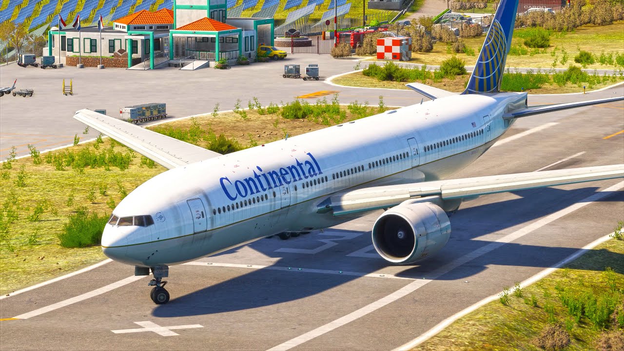 Very Rare! The Continental Boeing 777 Takeoff From A Short Runway