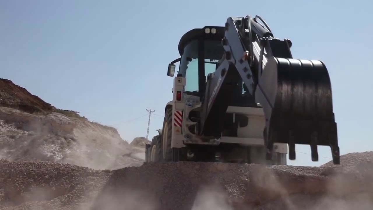 Экскаватор погрузчик HIDROMEK HMK 102B - серия МАЭСТРО