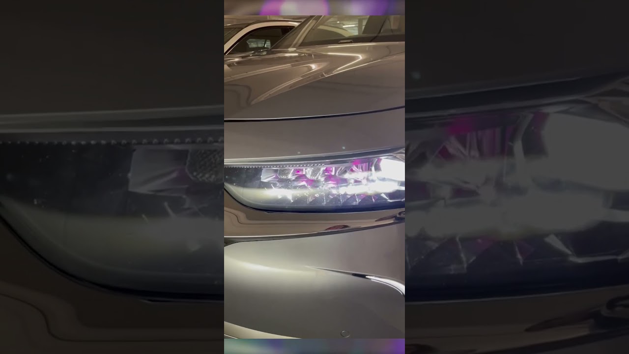 Citroen with Adaptive Headlights 