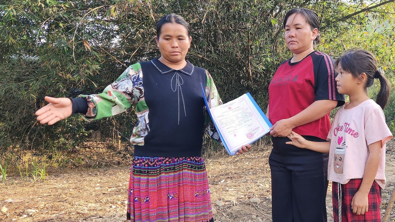 “How Did This Abandoned Garden Change the Lives of the Mother and Daughter?”