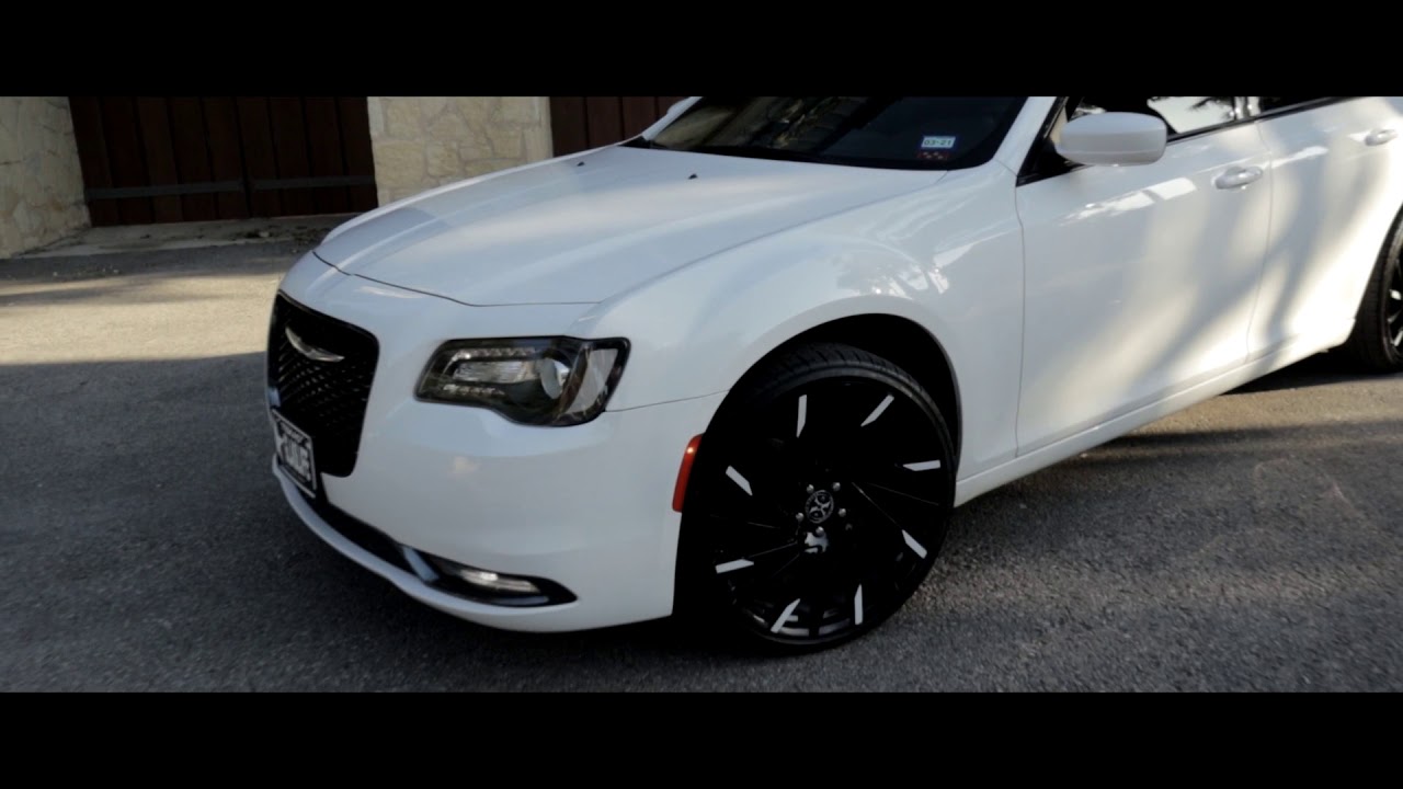 Chrysler 300 s On 22s | Gios Photography