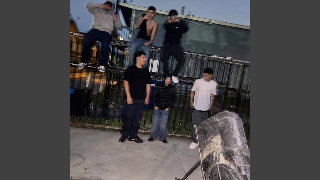 Mud Babies (feat. 200kplayer & Manos)