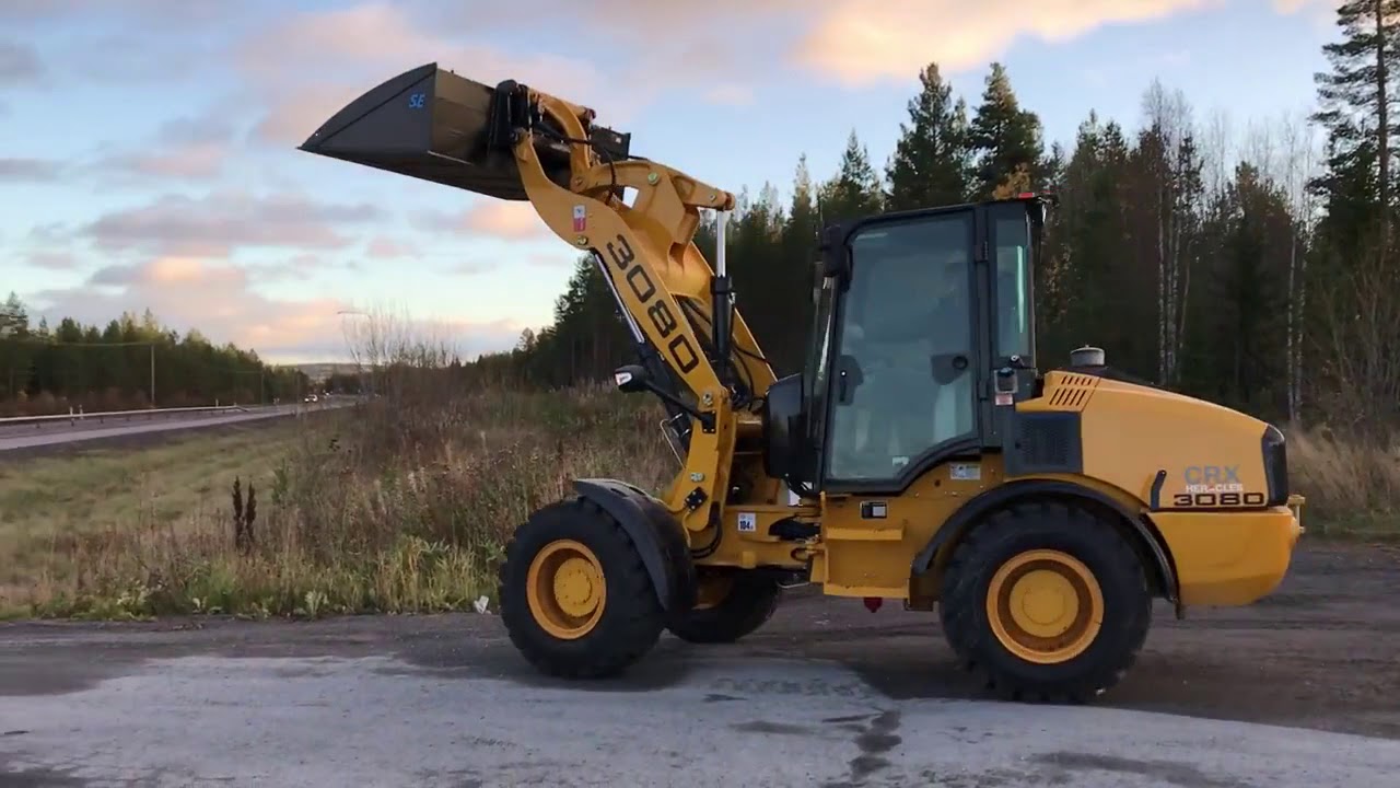 Heracles Loader CRX 3080 by SWEKIP in Sweden