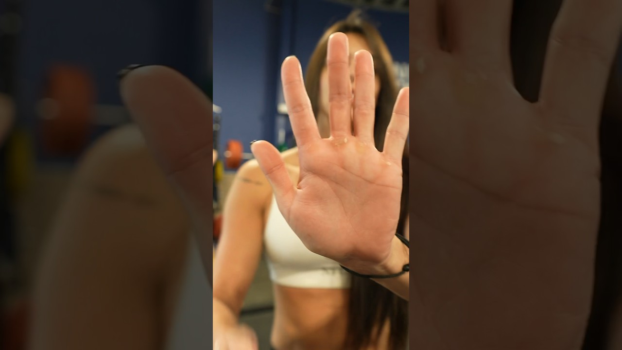 THIS IS WHAT HAPPENS AT THE GYM!! 