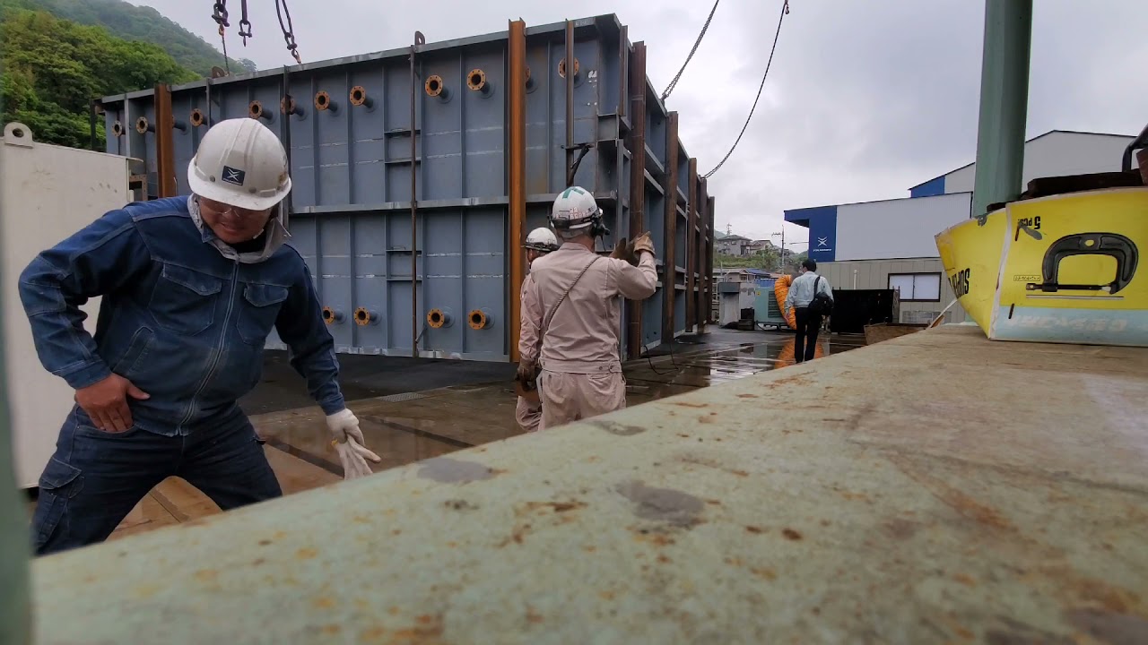 luffing jib cranes 150 tons max.lifting load #genba #professional crane operator.