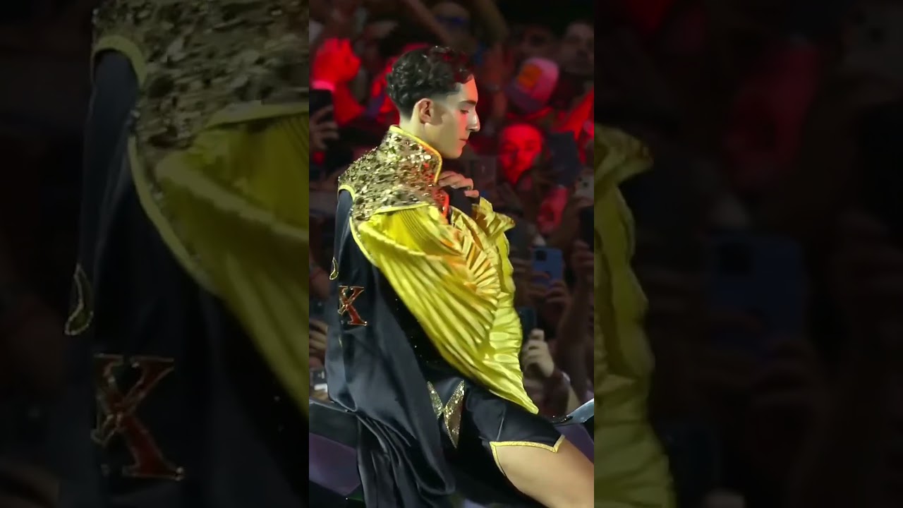 La Entrada de YosoyPlex en la Velada del Año IV