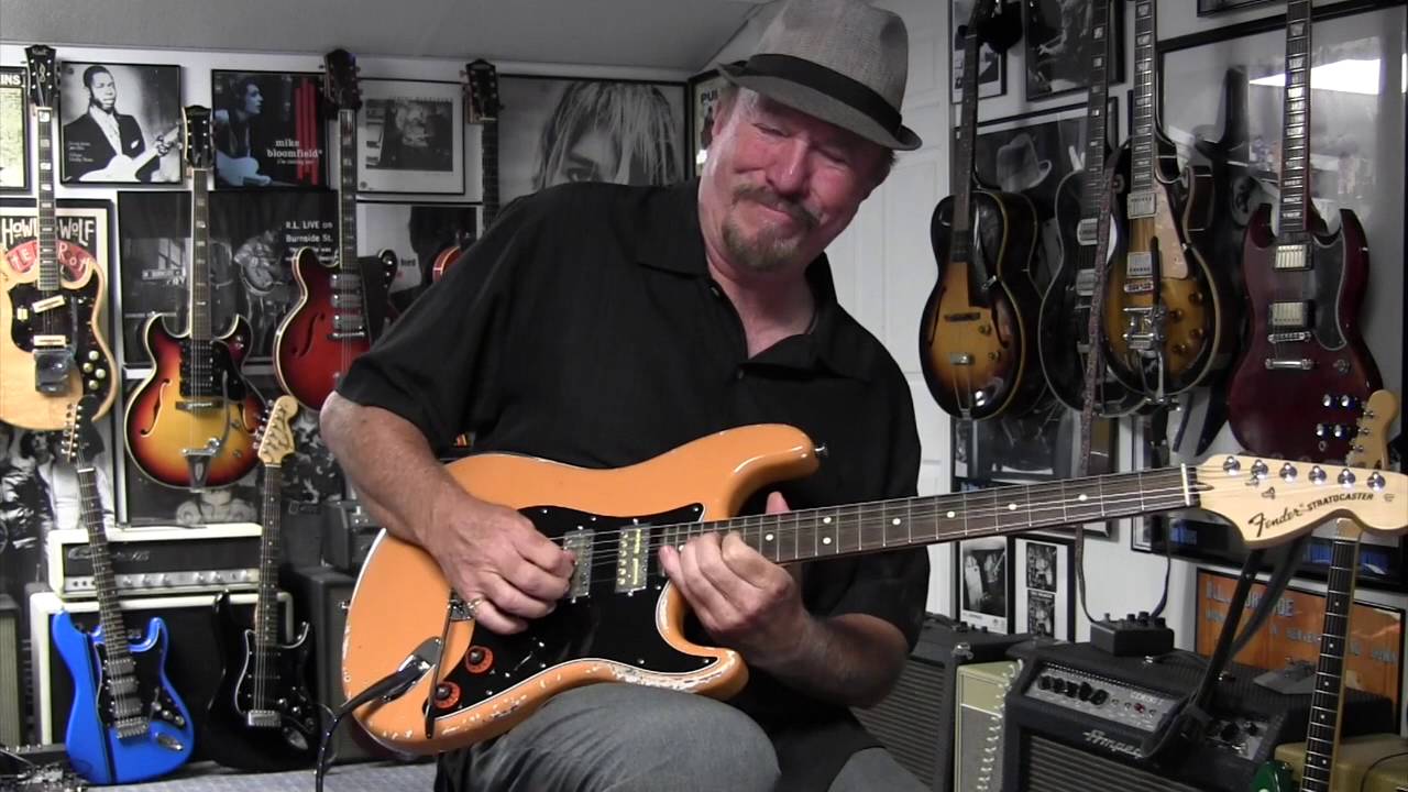 Fender Stratocaster with Teisco Gold Foil Pickups Guitar Demo