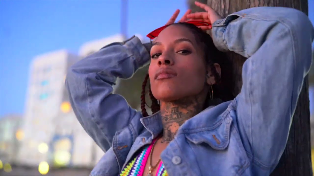 Neisha Neshae - Go Out With A Bang (Official Video)