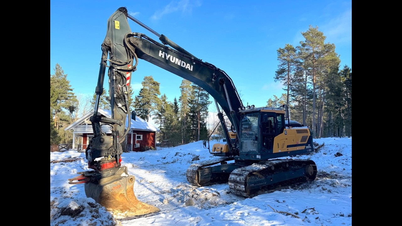 Köp - Grävmaskin Hyundai HX300AL