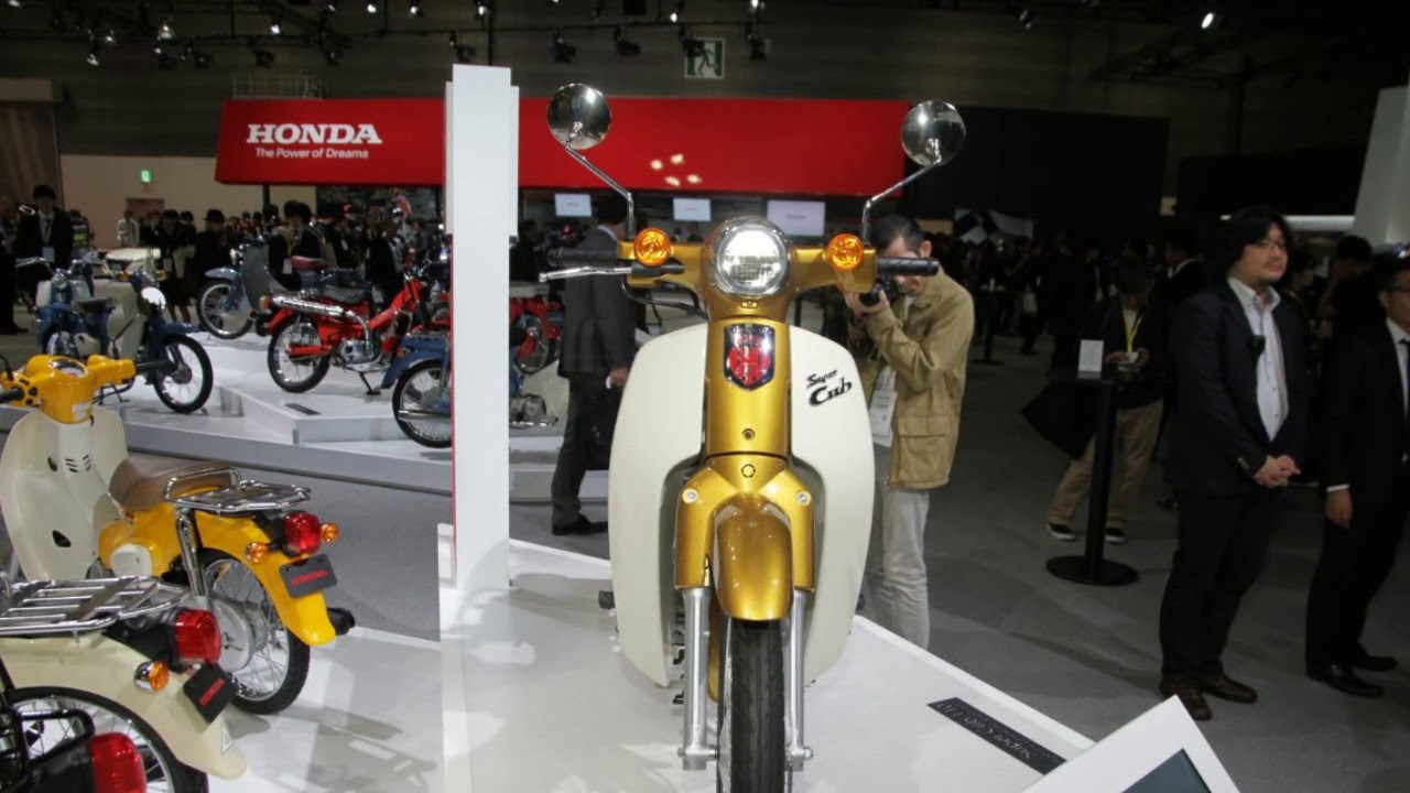 2018 Honda Super Cub 110 Commemorative Edition at 2017 Tokyo Motor Show