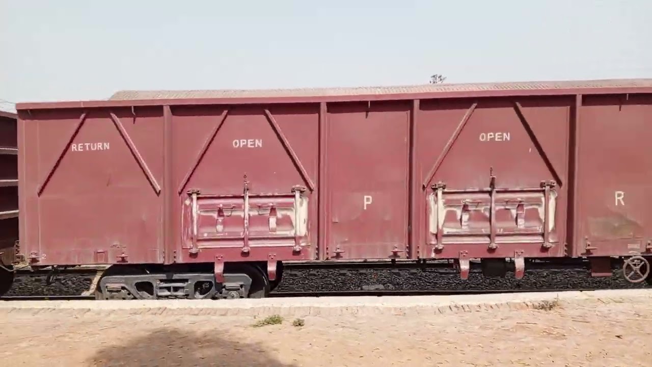 Goods Train super parcel load passing through lead NLC locomotive #youtube #video 
