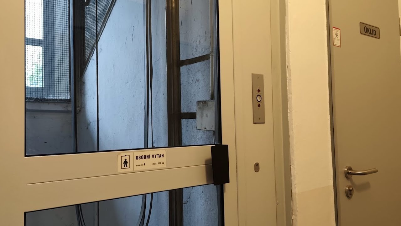 2x 2015? Výtahy Slavík Traction Elevators Ride!(Výstavní 32,34-Brno-Czechia 🇨🇿)